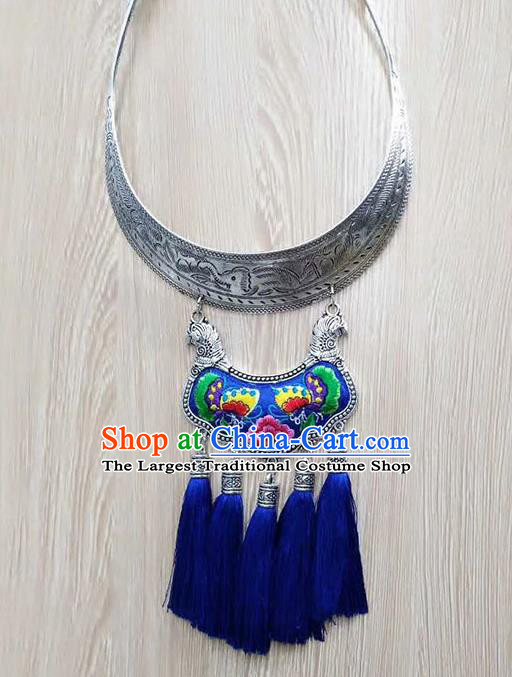 Chinese Traditional Miao Minority Blue Embroidered Sliver Necklace Ethnic Folk Dance Accessories for Women
