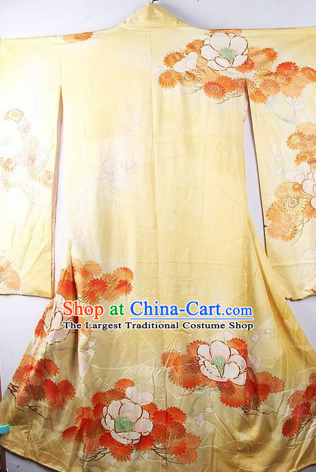 Asian Japanese Printing Camellia Yellow Iromuji Furisode Kimono Ceremony Costume Traditional Japan Yukata Dress for Women
