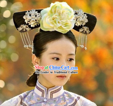 Qing Dynasty Palace Maid Wig and Hair Accessories