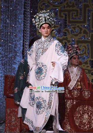 Beijing Opera Wu Sheng Clothing and Hat