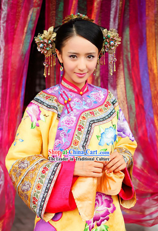 Ancient Chinese Qing Dynasty Beauty Clothing