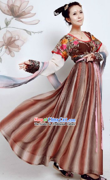 Ancient Chinese Tang Dynasty Female Clothing Complete Set for Women