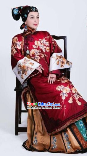 Traditional Chinese Stage Performance Empress Embroidered Costumes for Women