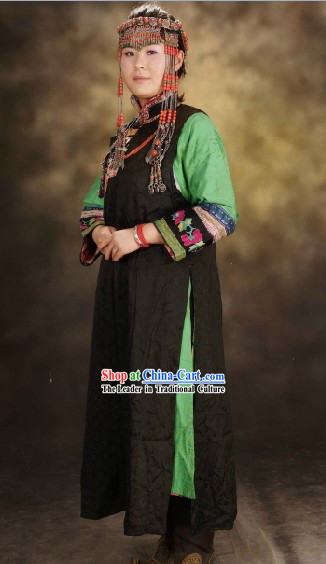 Chinese Mongolian Traditional Clothes for Women