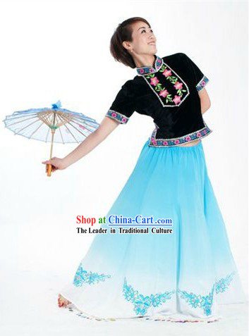 Chinese Umbrella Dancing Costume and Umbrella for Women