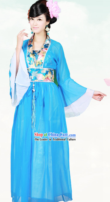 Ancient Chinese Blue Beauty Costumes