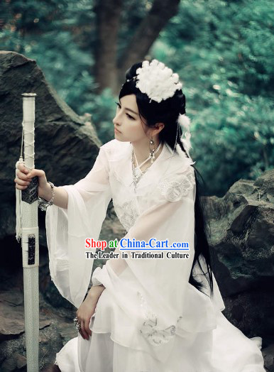 Pure White Ancient Chinese Fairy Cosplay Costumes and Headwear Complete Set