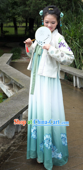 Ancient Chinese Hanfu Attire Complete Set for Women