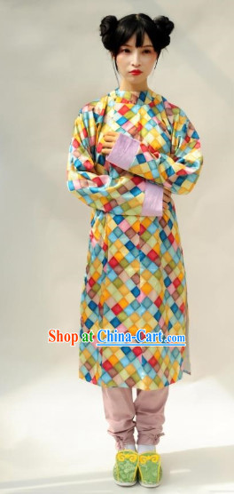 Tang Dynasty Clothing for Women