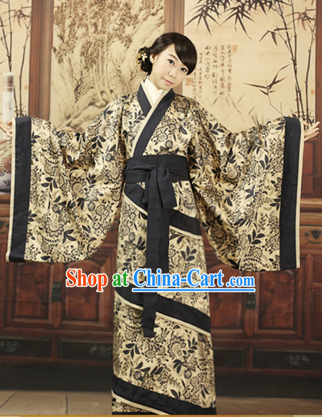 Refined and sophisticated Chinese Classical Costumes for Girls