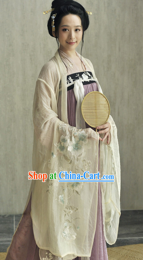 Chinese Traditional Folk Costume