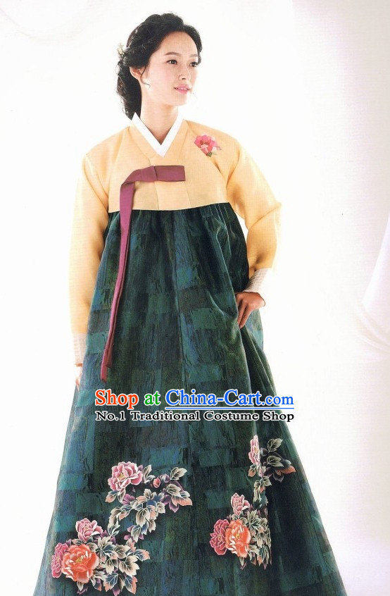 Korean Traditional Ceremonial Clothes for Ladies