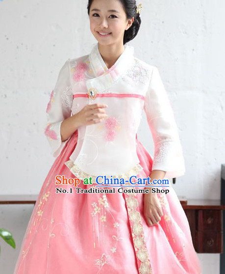 Korean Female National Costumes Traditional Costumes Korean Fashion Style