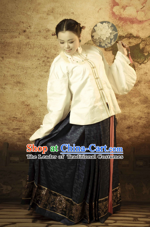Chinese Ancient Ming Dynasty Clothing for Women