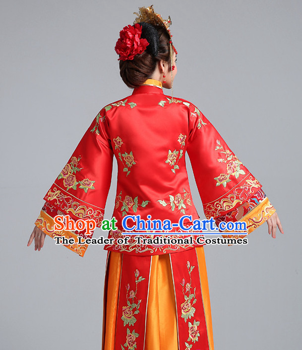 Top Chinese Brides Bridal Outfits