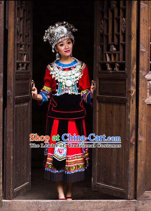 Traditional Chinese Miao Nationality Dancing Costume Accessories Necklace, Female Folk Dance Ethnic Pleated Skirt and Headwear, Chinese Minority Nationality Embroidery Costume and Hat for Women