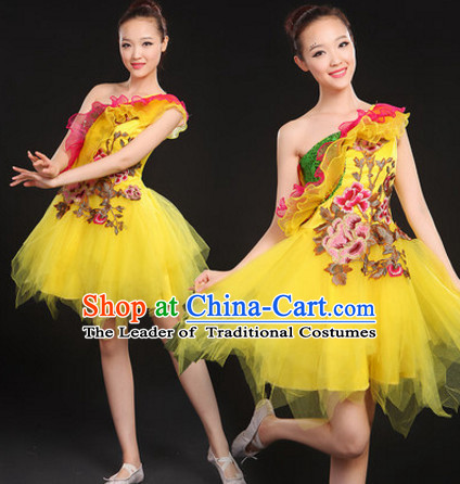 Chinese Folk Dance Costumes Traditional Chinese Fan Dancing Costume Ribbon Dancewear and Headwear Complete Set for Women Girls or Kids