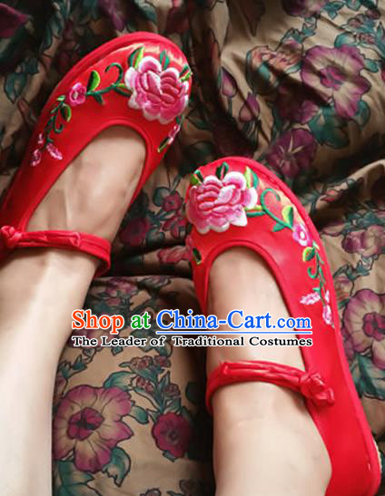 Traditional Chinese National Red Embroidered Shoes, China Handmade Shoes Hanfu Embroidery Peony Cloth Shoes for Women