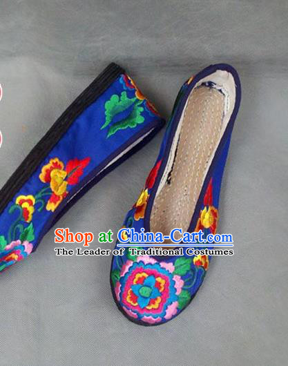 Traditional Chinese National Blue Satin Shoes Embroidered Shoes, China Handmade Shoes Hanfu Embroidery Peony Shoes for Women