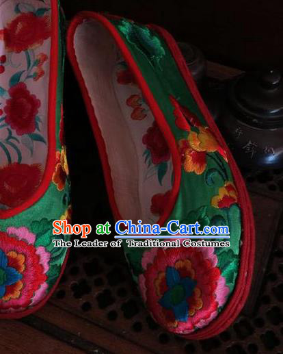 Traditional Chinese National Green Satin Shoes Embroidered Shoes, China Handmade Shoes Hanfu Embroidery Peony Shoes for Women