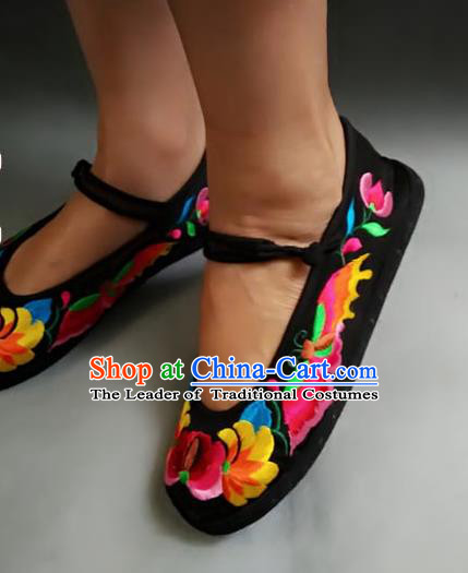 Traditional Chinese National Black Cloth Shoes Embroidered Shoes, China Handmade Shoes Hanfu Embroidery Flower Shoes for Women