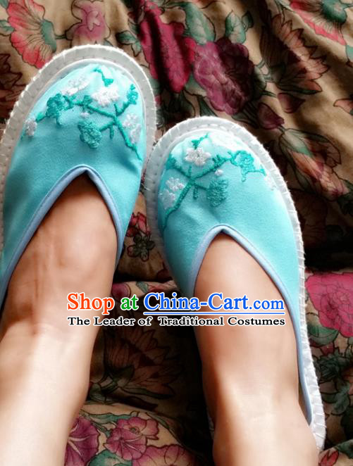Traditional Chinese National Embroidered Shoes Handmade Bride Blue Satin Slippers, China Hanfu Embroidery Peach Blossom Wedding Shoes for Women