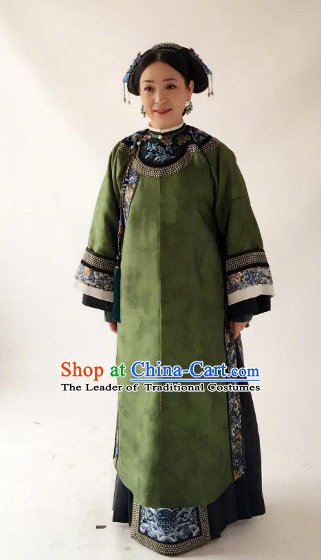Story of Yanxi Palace Traditional Ancient Chinese Old Granny Costume, Chinese Qing Dynasty Manchu Palace Lady Embroidered Clothing for Women
