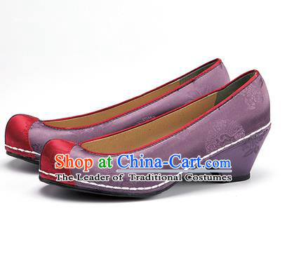 Traditional Korean National Wedding Embroidered Shoes, Asian Korean Hanbok Bride Embroidery Purple Satin Block Heels Shoes for Women