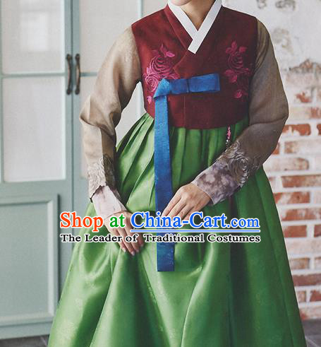 Korean National Handmade Formal Occasions Wedding Bride Clothing Hanbok Costume Embroidered Wine Red Blouse and Green Dress for Women