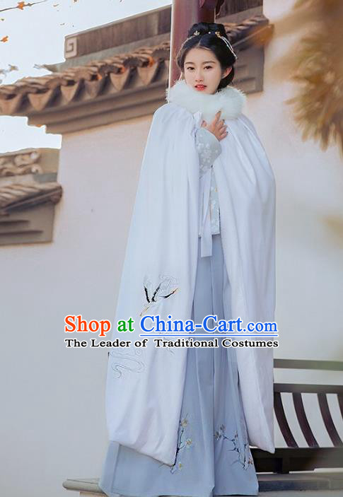Traditional Chinese Ming Dynasty Young Lady Hanfu Costume Embroidered Crane White Long Cloak for Women