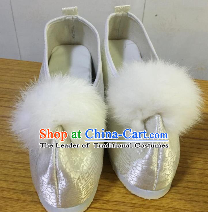 Traditional Chinese Ancient Princess Embroidered White Blood Stained Shoes, China Handmade Hanfu Embroidery Shoes for Women