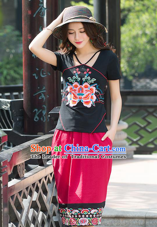 Traditional Chinese National Costume, Elegant Hanfu Embroidery Flowers Condole Belt Chinese-Style Chest Covering Black T-Shirt, China Tang Suit Republic of China Plated Buttons Blouse Cheongsam Upper Outer Garment Qipao Shirts Clothing for Women