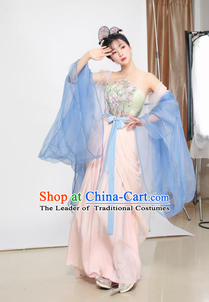 Ancient Chinese Costume Chinese Style Dress ming Dynasties ancient palace Lady clothing