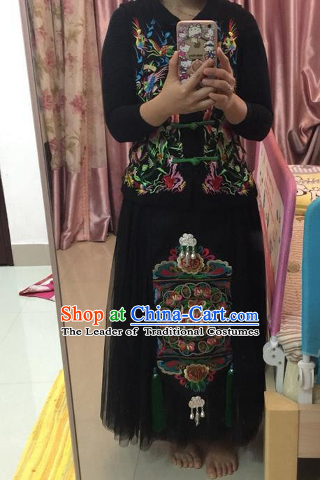 Traditional Chinese National Costume Half Skirt, Elegant Hanfu China Miao Nationality Embroidered Squares for Women