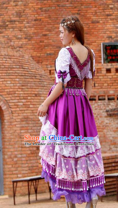 Traditional Chinese Miao Nationality Dancing Costume Hmong Female Folk Dance Ethnic Pleated Skirt Chinese Minority Nationality Embroidery Costume for Women