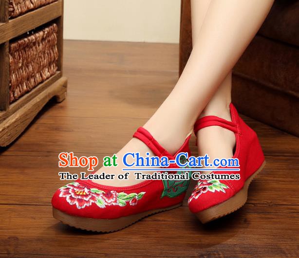 Traditional Chinese National Red Linen Embroidered Shoes, China Princess Shoes Hanfu Embroidery Peony Shoes for Women