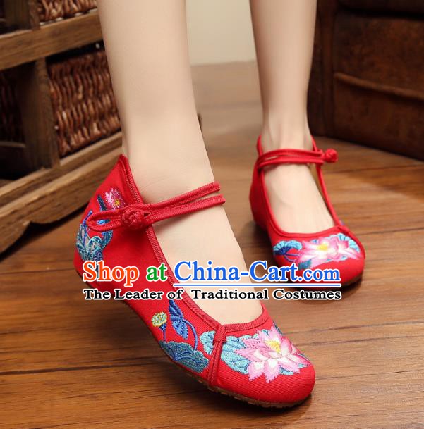 Traditional Chinese National Red Linen Embroidered Shoes, China Princess Shoes Hanfu Embroidery Lotus Shoes for Women