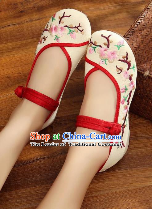 Traditional Chinese National Hanfu White Embroidered Shoes, China Princess Embroidery Wintersweet Shoes for Women