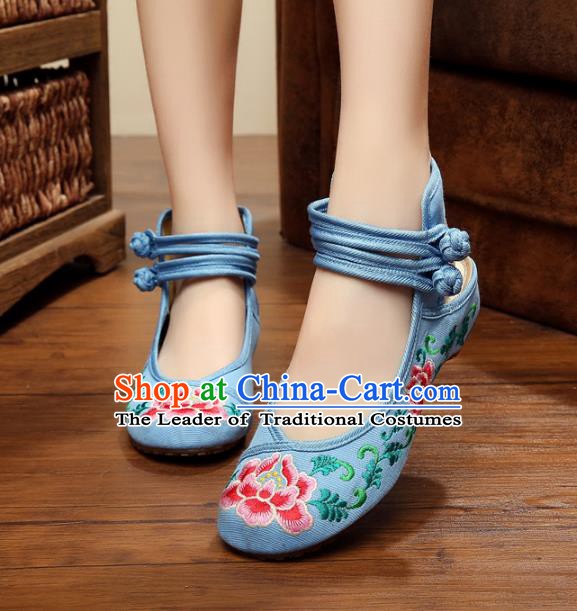 Traditional Chinese National Hanfu Shoes Embroidered Peony Shoes, China Princess Blue Embroidery Shoes for Women