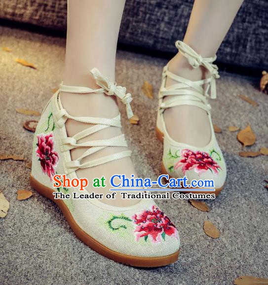 Traditional Chinese National Hanfu White Wedge Heel Embroidered Shoes, China Princess Embroidery Peony Shoes for Women