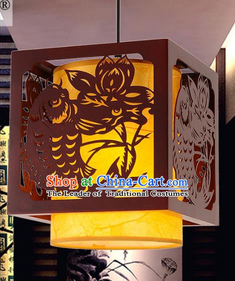 Traditional Chinese Handmade Wood Carving Fish Lantern Classical Palace Lantern China Ceiling Palace Lamp