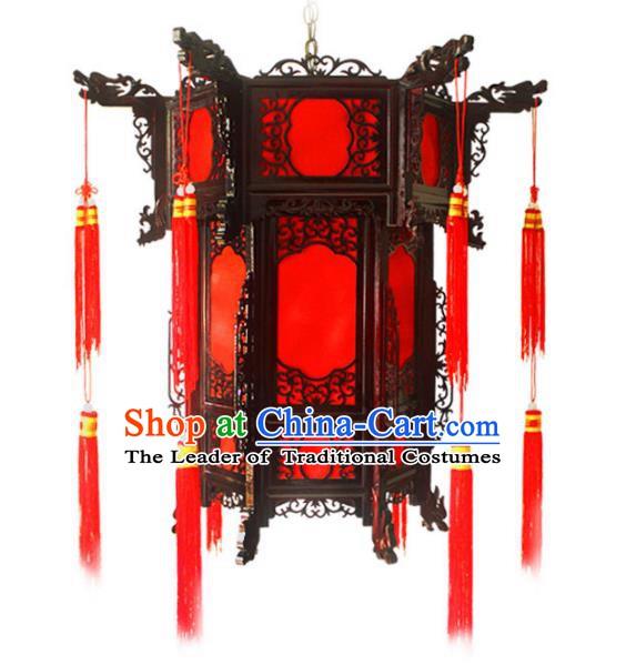 Traditional Chinese Handmade Red Sheepskin Lantern Classical Palace Lantern China Wood Carving Ceiling Palace Lamp