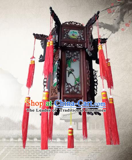 Traditional Chinese Handmade Wood Carving Ceiling Lantern Classical Grass Palace Lantern China Palace Lamp