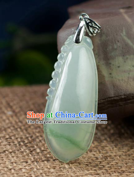 Chinese Traditional Jewelry Accessories Jade Necklace Handmade Carving Emerald Pendant