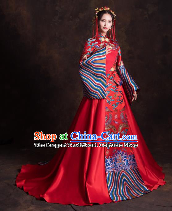 Chinese Traditional Red Xiuhe Suits Ancient Bride Embroidered Trailing Wedding Dress for Women