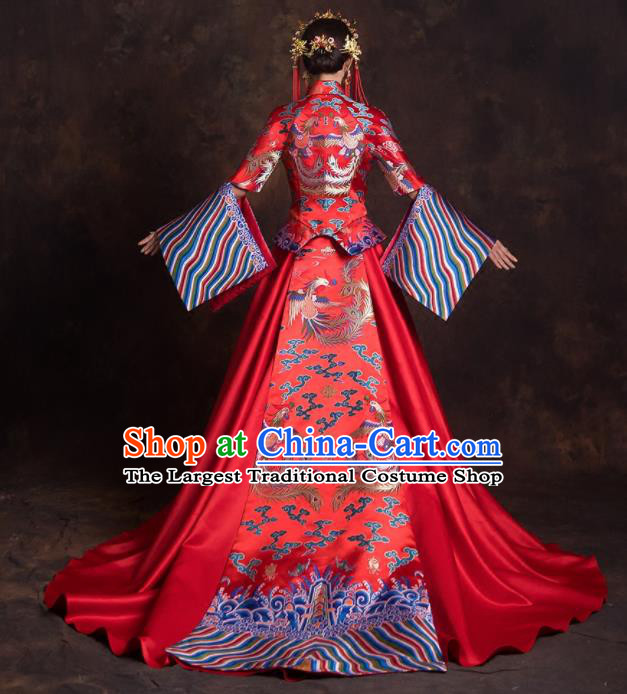 Chinese Traditional Red Xiuhe Suits Ancient Bride Embroidered Trailing Wedding Dress for Women