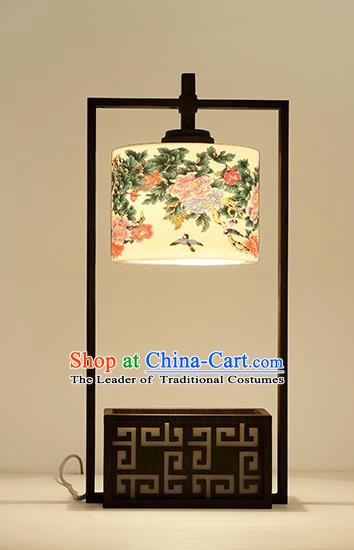Traditional China Ancient Iron Lanterns Handmade Painting Peony Desk Lantern Ancient Lamp