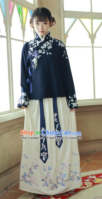 Chinese Ancient Ming Dynasty Palace Lady Hanfu Embroidered Costume for Women