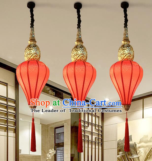 China Handmade Lantern Traditional Wedding Red Hanging Lanterns Palace Ceiling Lamp