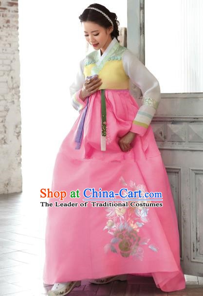 Korean Traditional Garment Palace Hanbok Yellow Blouse and Pink Dress Fashion Apparel Bride Costumes for Women